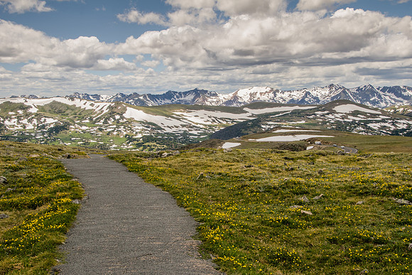 Tundra Trailhead Overlook