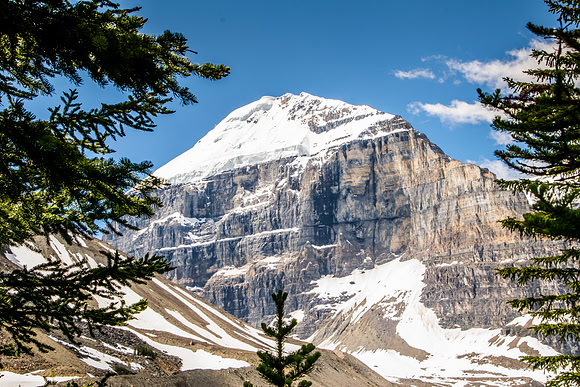 Plain of 6 Glaciers