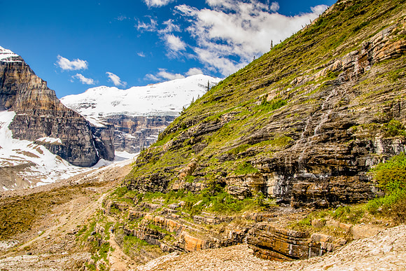 Plain of 6 Glaciers