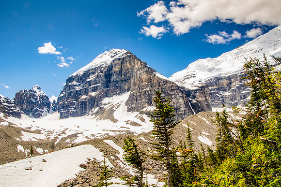 Plain of 6 Glaciers