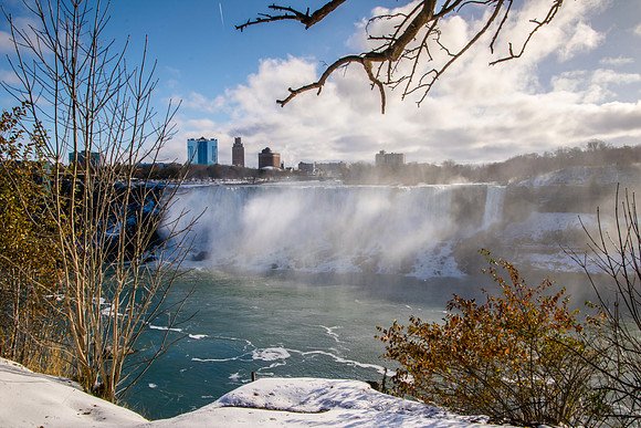 Bridal Falls at Niagara Falls