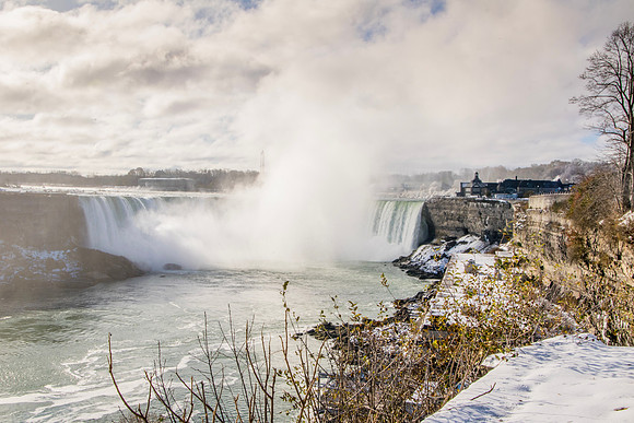 Morning Light at Horseshoe Falls